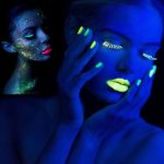 NEONGLAM